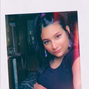 Meet your Posher, Viviana